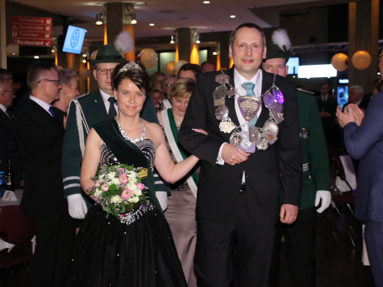 Bürgerschützen Ahlen - Einzug des Königspaares beim Winterball 2018